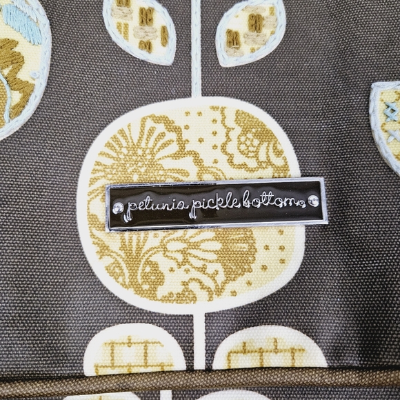PETUNIA PICKLE BOTTOM | crossbody diaper bag - Picture 2 of 16